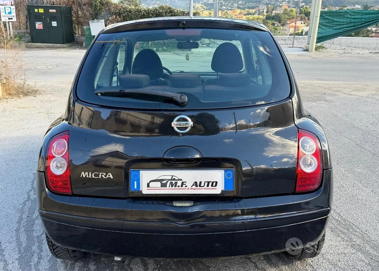Nissan Micra 2010 photo 4