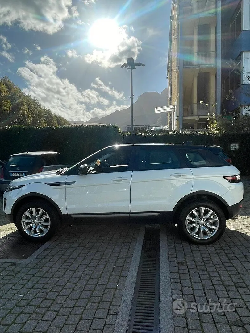 Land Rover Evoque 2018 photo 5