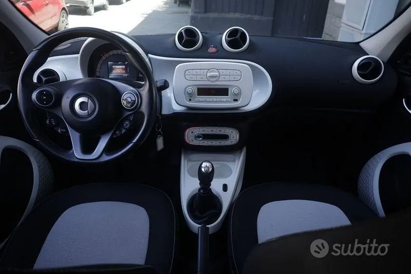 Smart Forfour 2016 photo 2