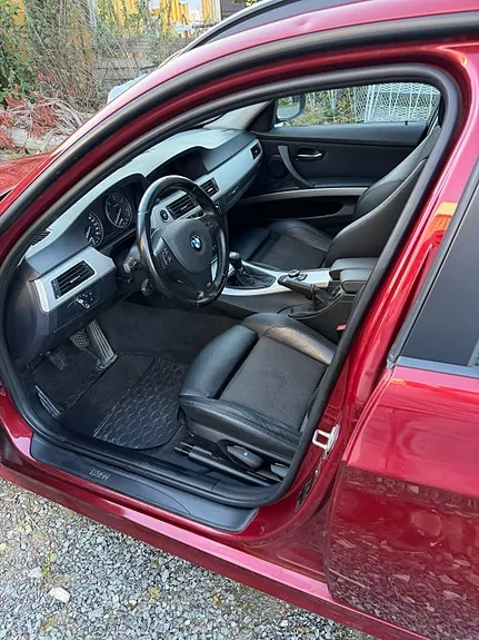 BMW 320D 2012 photo 4