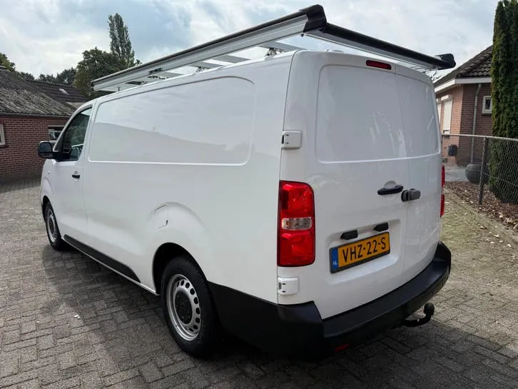 Toyota Proace 2021 photo 2