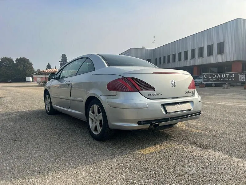 Peugeot 307 2003 photo 2