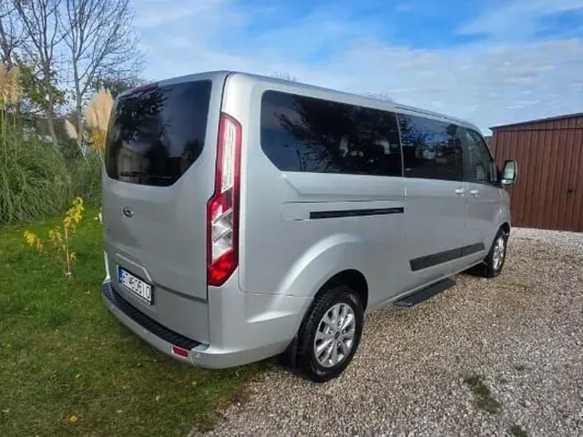 Ford Tourneo Custom 2023 photo 3