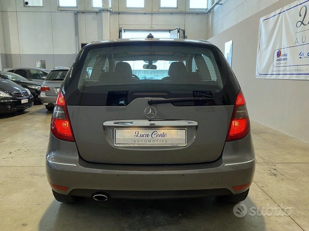 Mercedes-Benz A-Class 2010 photo 5