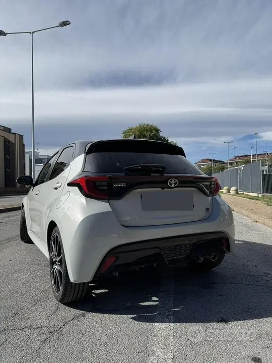 Toyota Yaris 2022 photo 4
