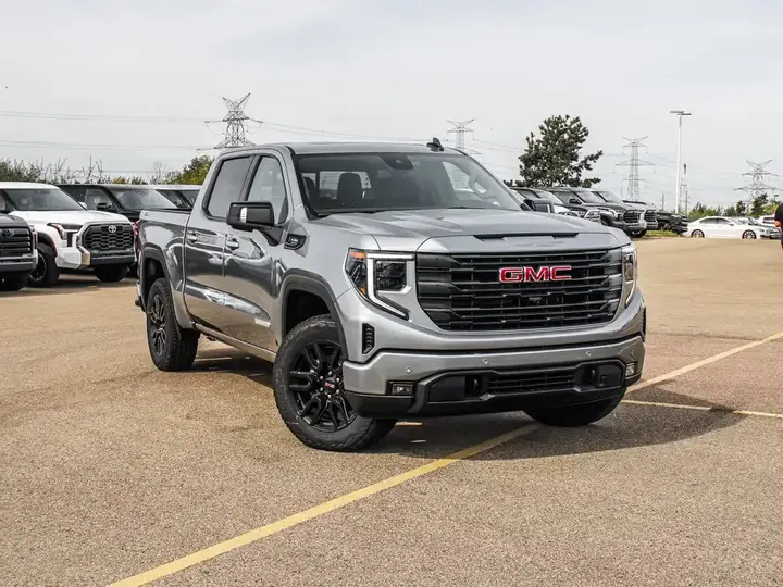 GMC Sierra 1500 2026 photo 2