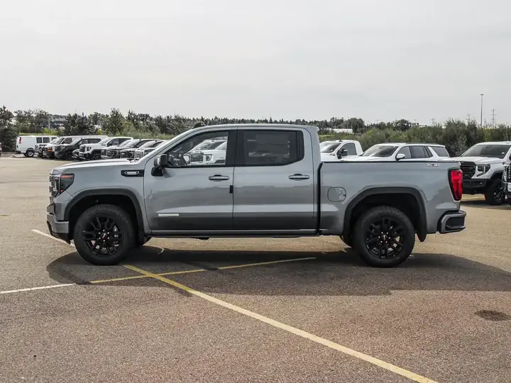GMC Sierra 1500 2026 photo 5