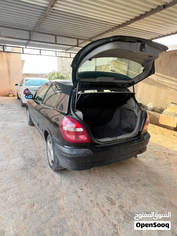 Nissan Almera 2002 photo 3