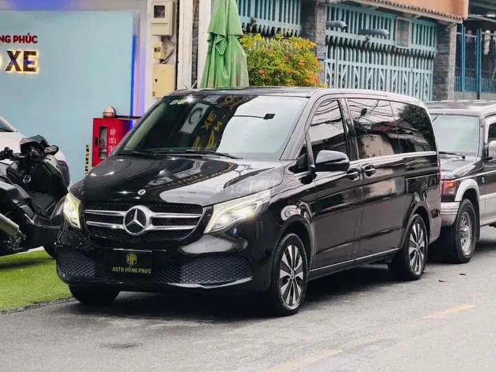 Mercedes-Benz V-Class