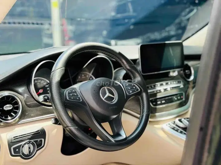 Mercedes-Benz V-Class 2020 photo 5