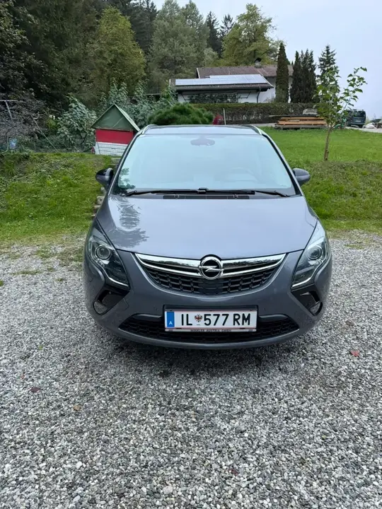 Opel Zafira Tourer