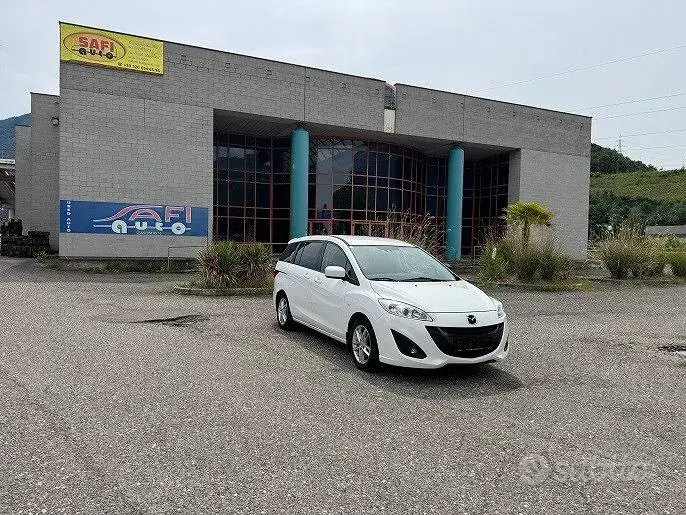 Mazda Mazda5 2012 photo 3