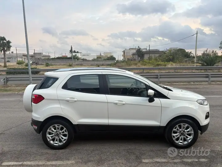 Ford Ecosport 2016 photo 4