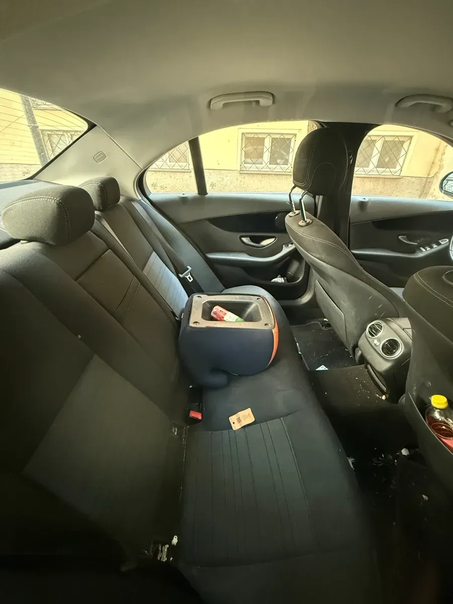 Mercedes-Benz C-Class 2019 photo 2