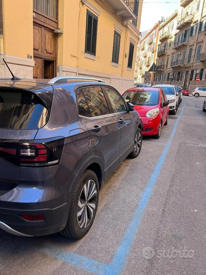 Volkswagen T-Cross 2023 photo 2