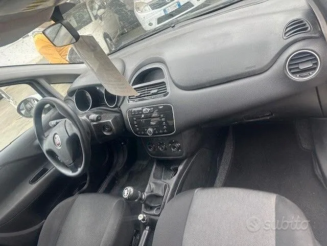 Fiat Punto Evo 2016 photo 3