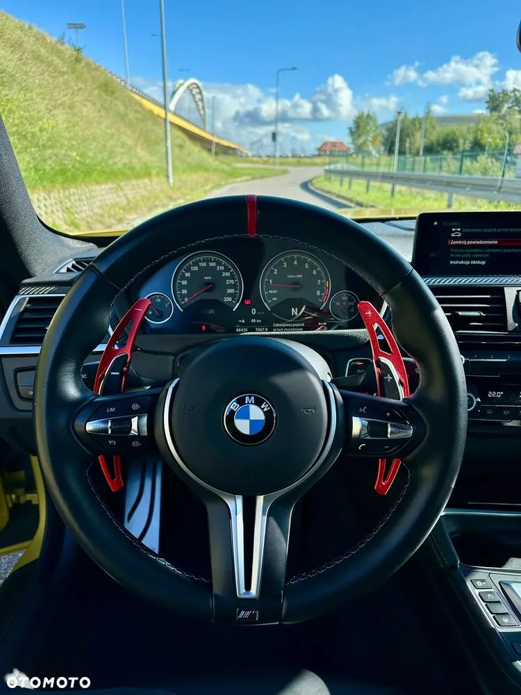 BMW M4 2016 photo 5
