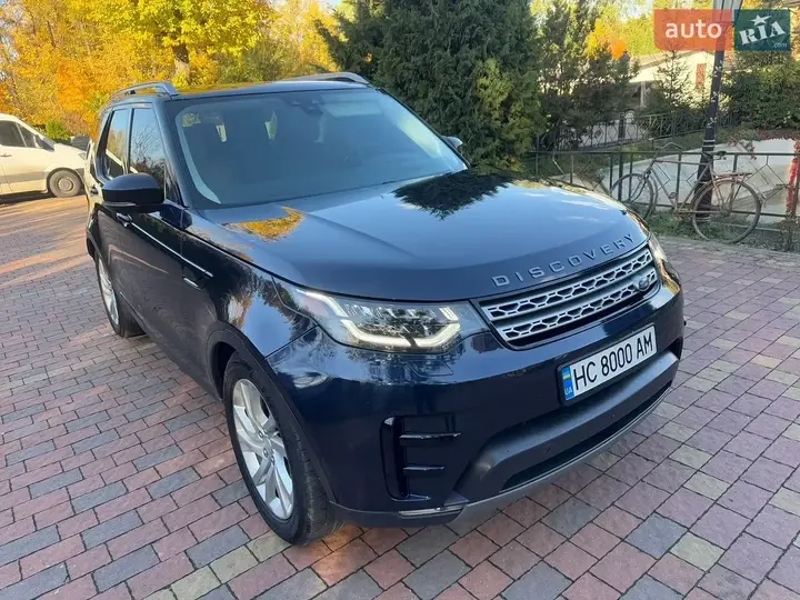 Land Rover Discovery 2017 photo 2