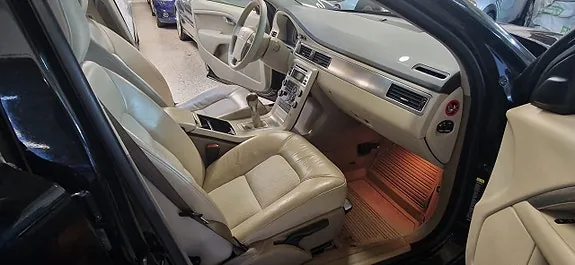Volvo V70 2009 photo 5
