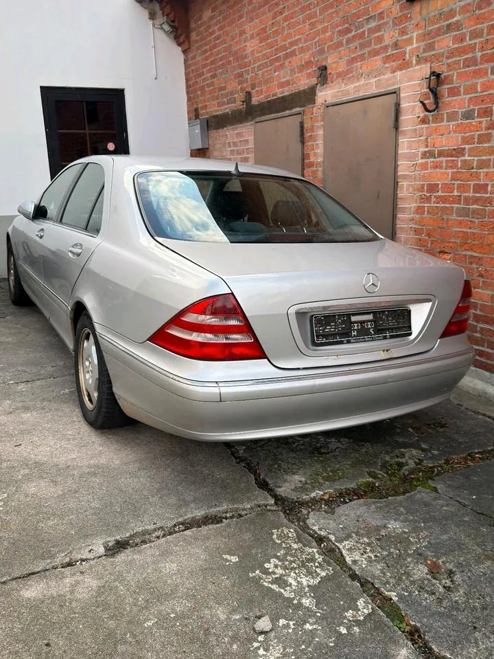 Mercedes-Benz S320