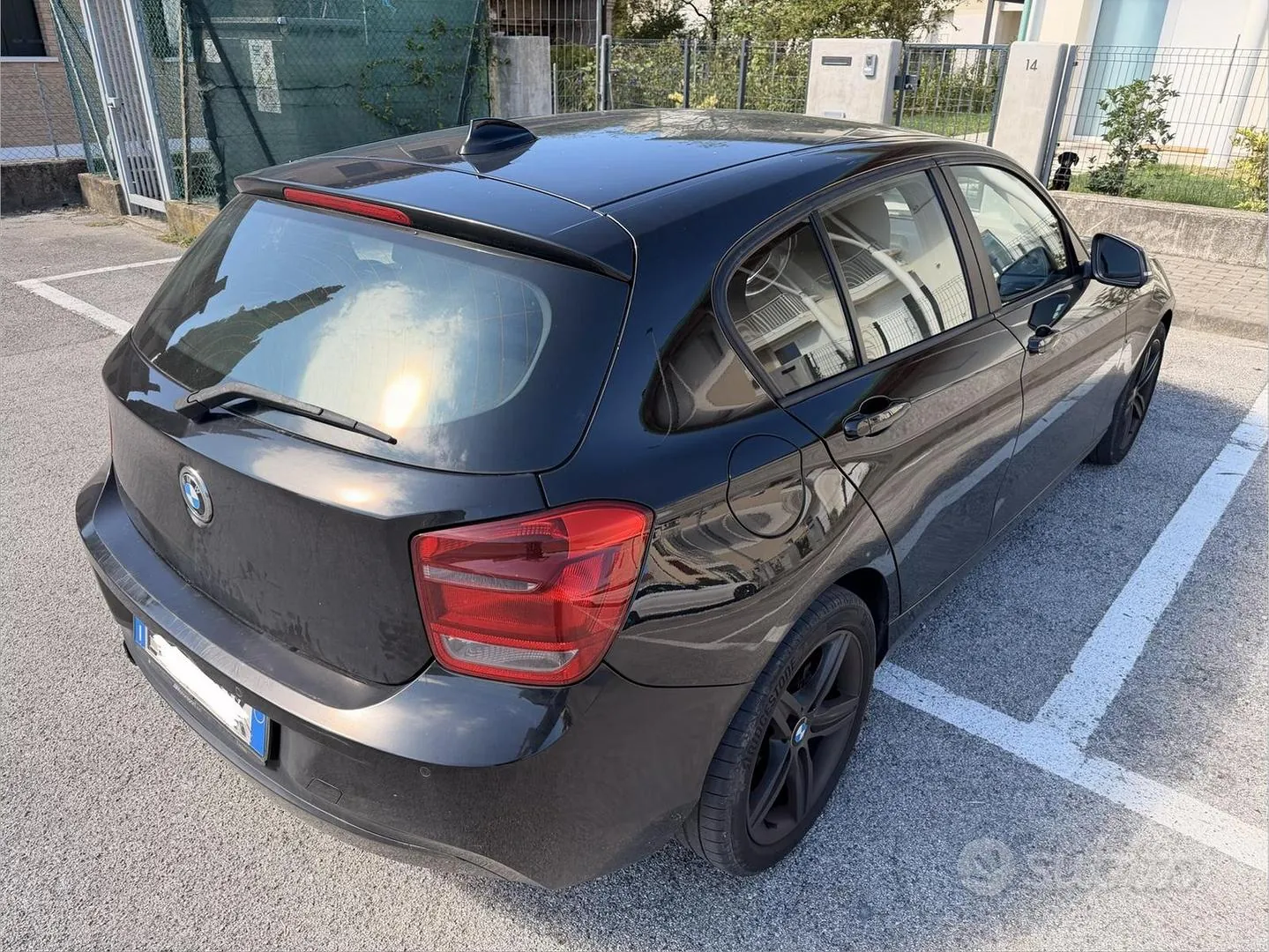 BMW 1 Series 2012 photo 2