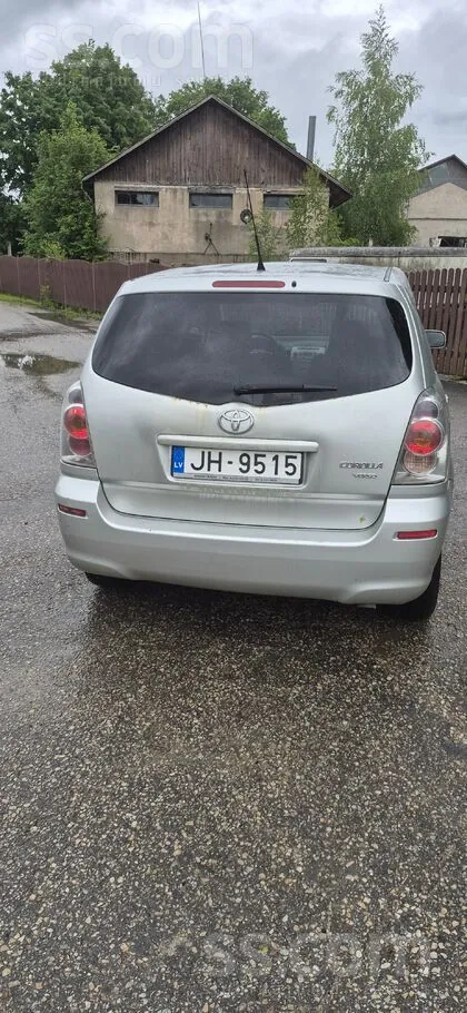 Toyota Corolla Verso 2006 photo 3