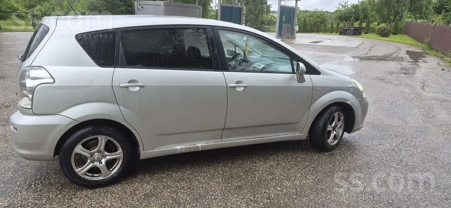 Toyota Corolla Verso 2006 photo 4