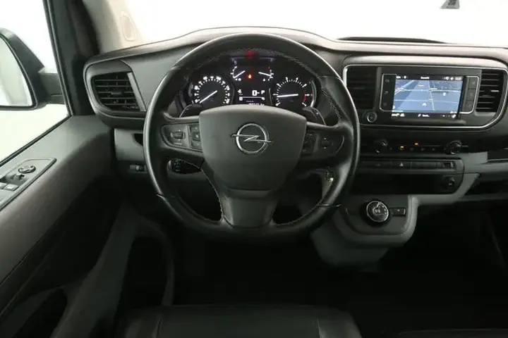 Opel Vivaro 2021 photo 2