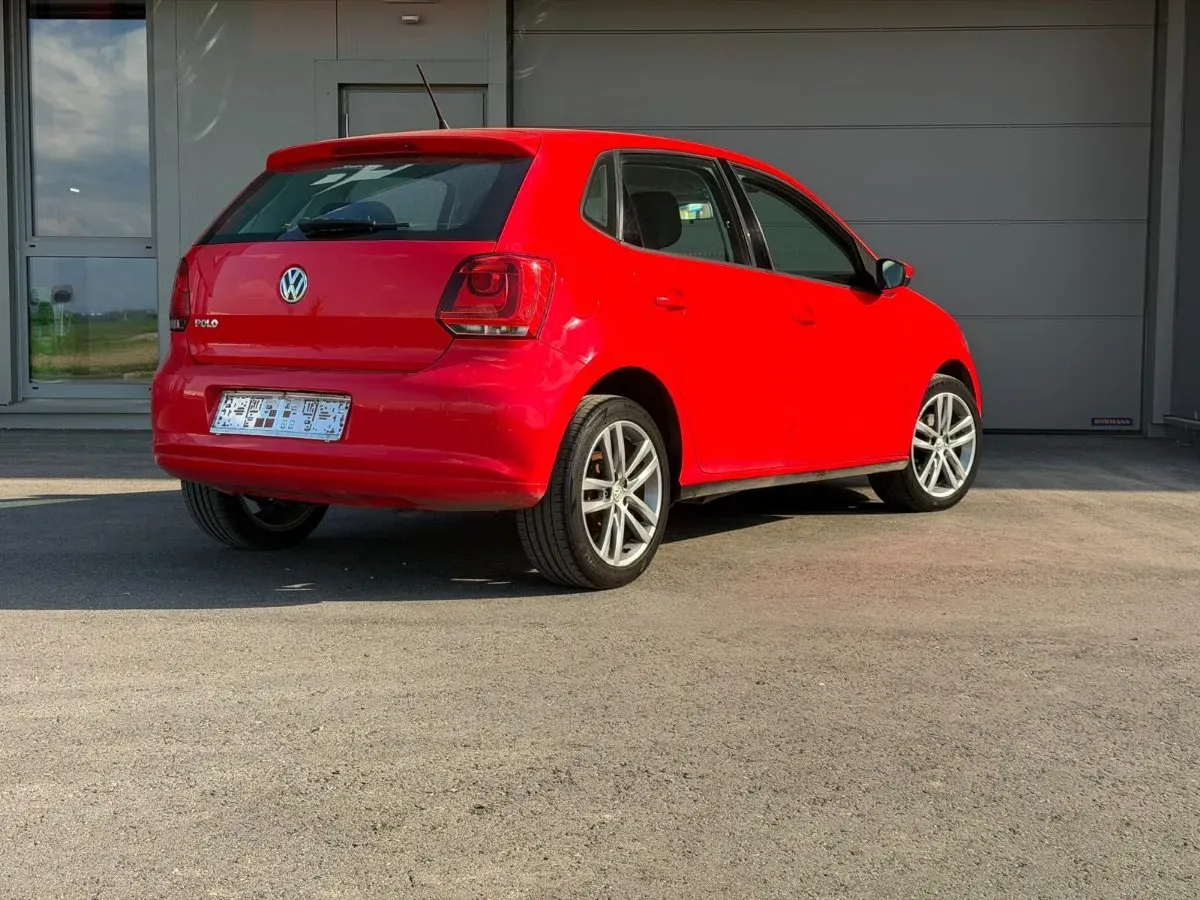 Volkswagen Polo 2009 photo 3