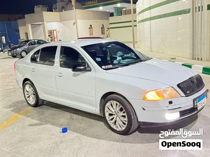 Skoda Octavia 2006 photo 2