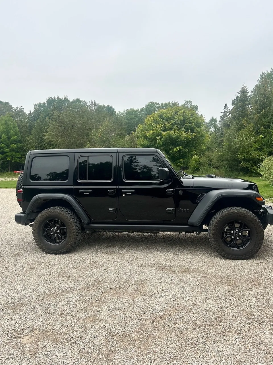 Jeep Wrangler 2024 photo 2