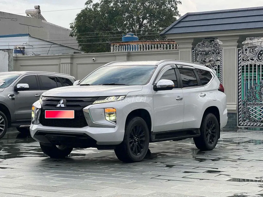 Mitsubishi Pajero Sport 2023 photo 2