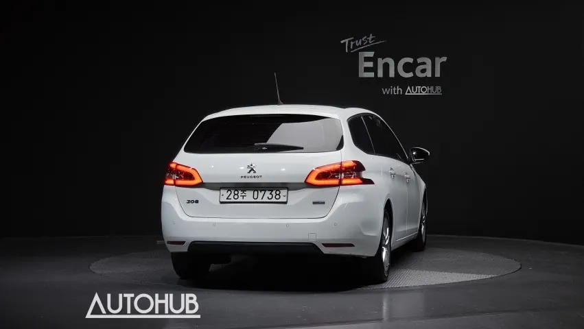 Peugeot 308 2015 photo 4