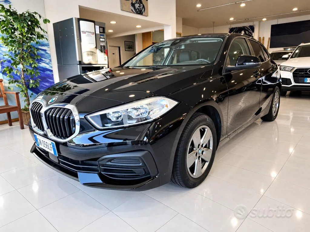 BMW 1 Series 2023 photo 3