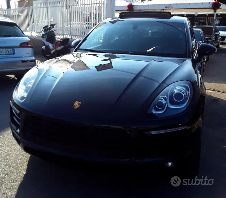 Porsche Macan S