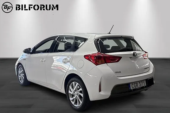 Toyota Auris 2014 photo 4