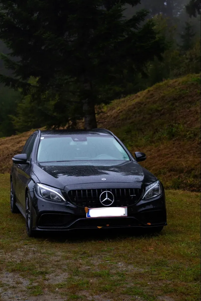 Mercedes-Benz C-Class 2017 photo 3