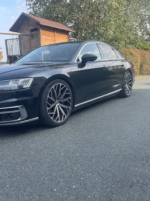 Audi A8 2018 photo 3