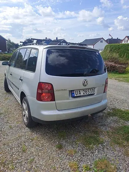 Volkswagen Touran 2004 photo 5