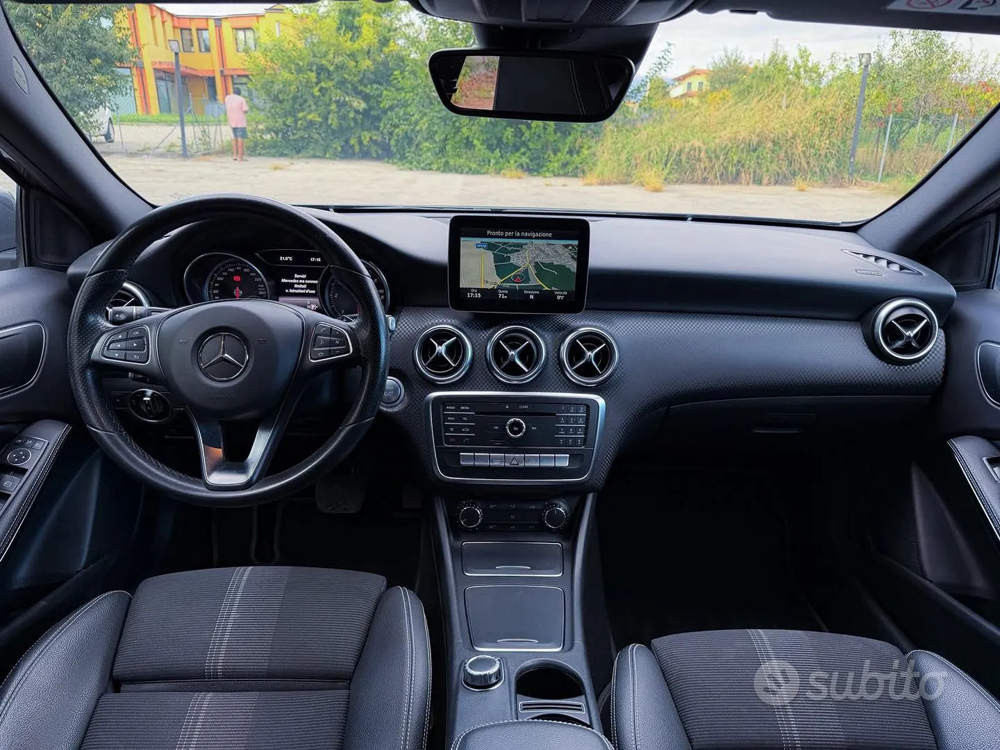 Mercedes-Benz A-Class 2017 photo 4