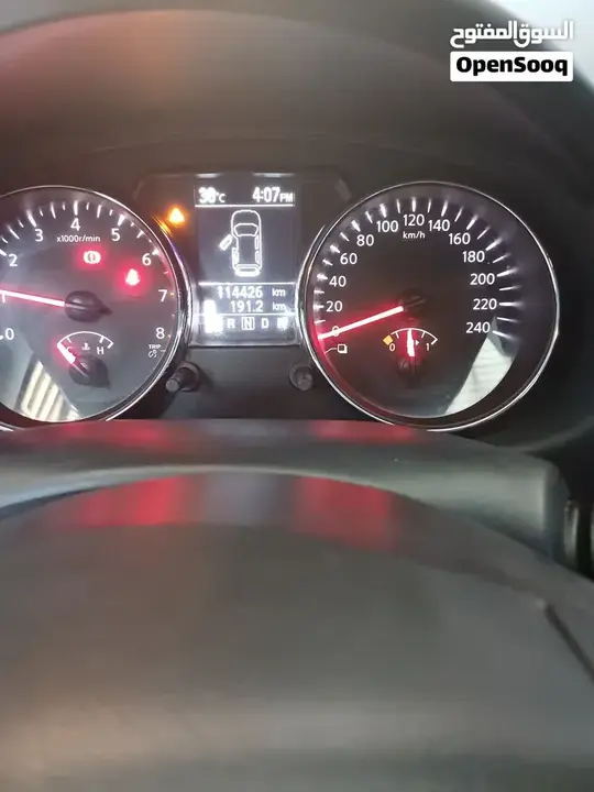 Nissan Qashqai 2012 photo 2