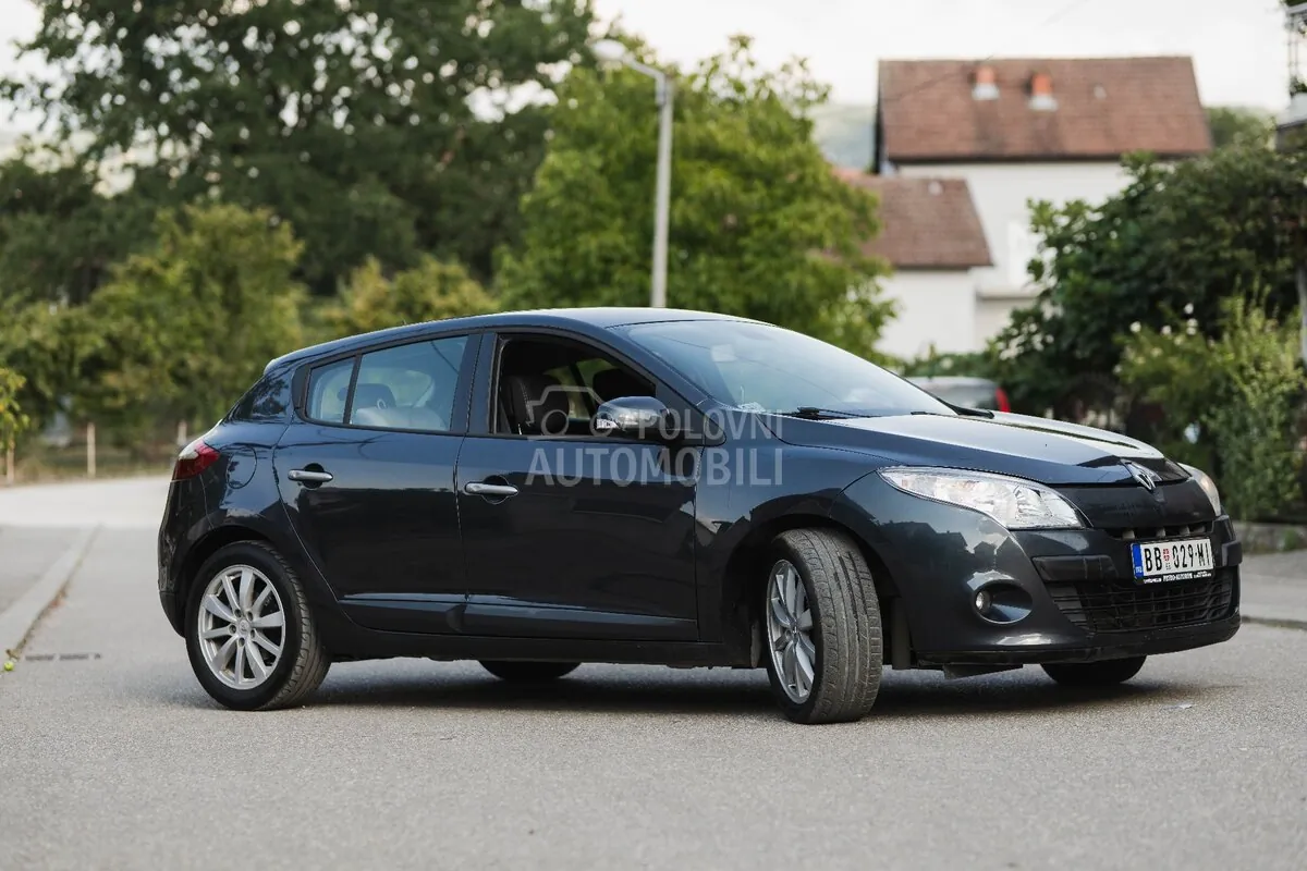 Renault Megane 2009 photo 2