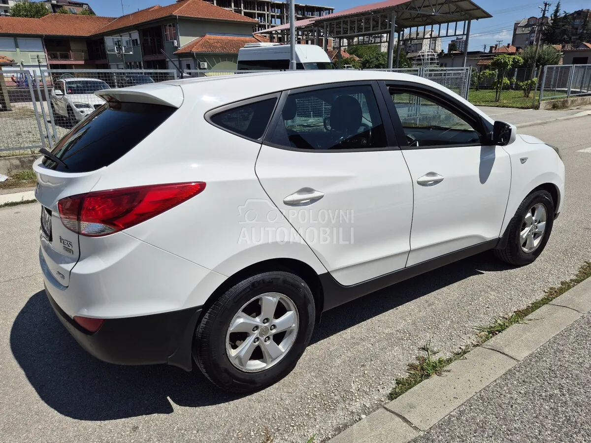Hyundai Ix35 2012 photo 4