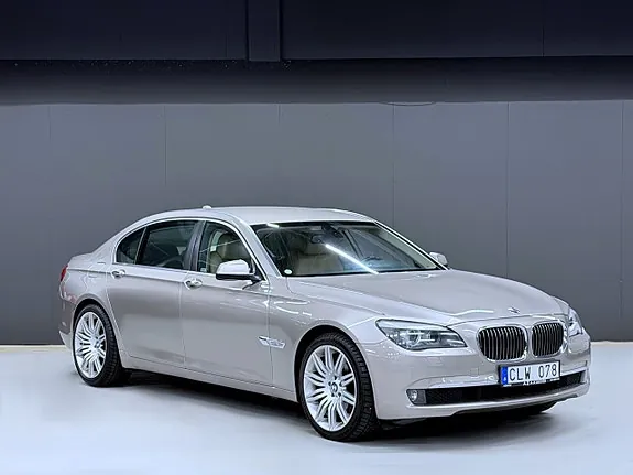 BMW 730