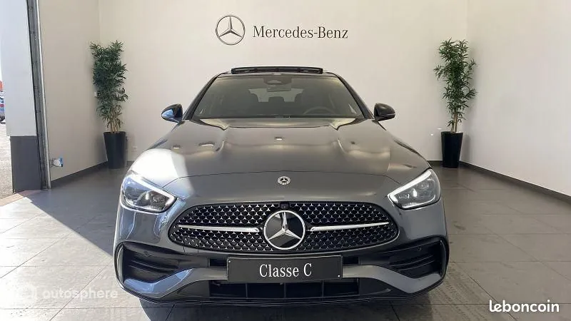 Mercedes-Benz C-Class 2025 photo 5