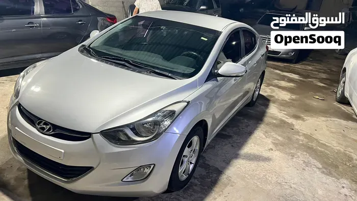 Hyundai Elantra 2012 photo 3