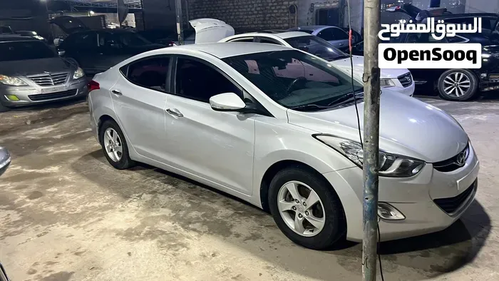 Hyundai Elantra 2012 photo 2