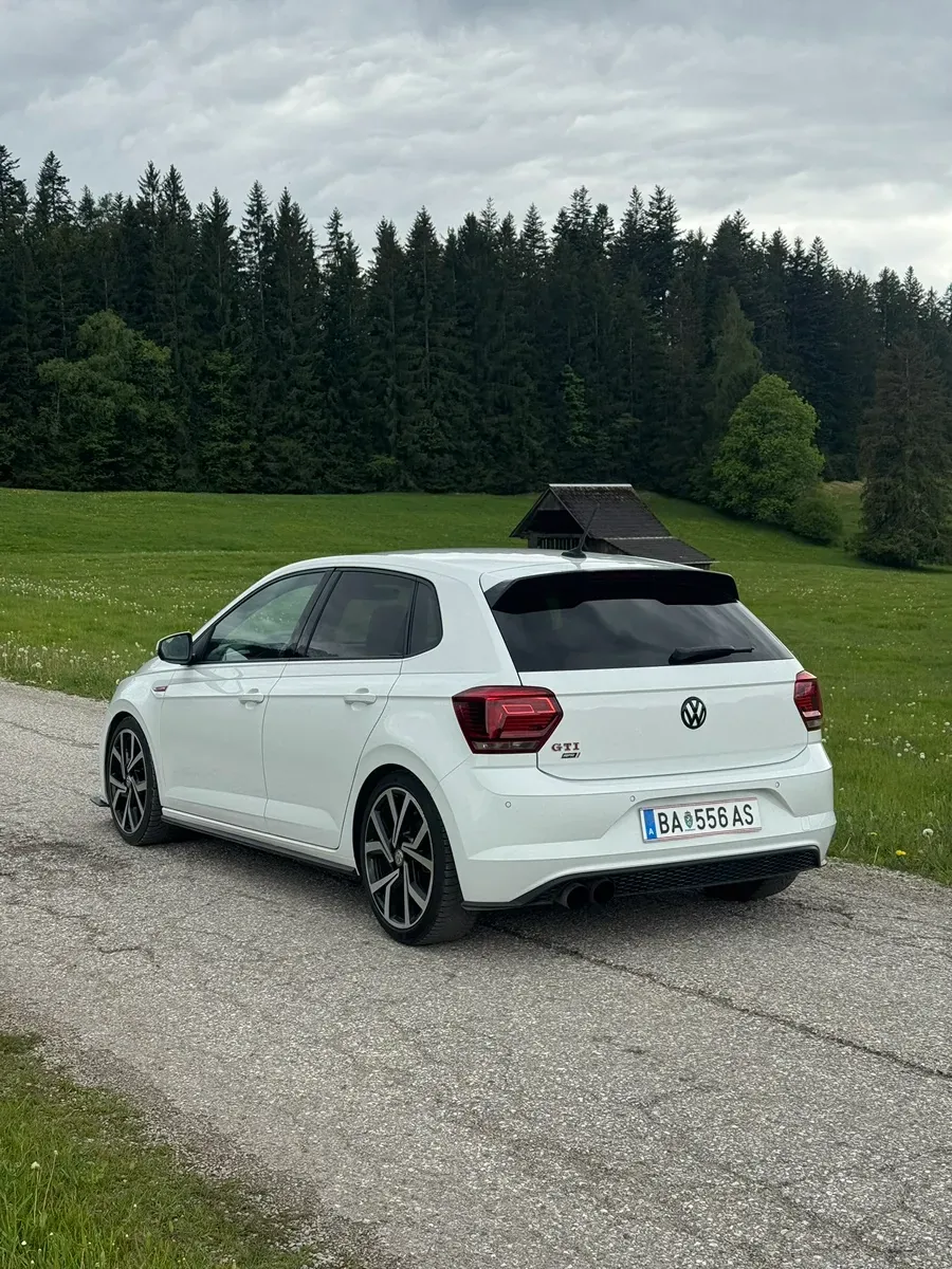 Volkswagen Polo 2018 photo 3