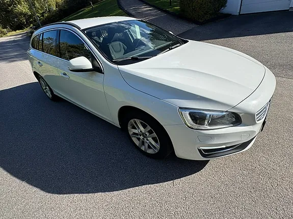 Volvo V60 2017 photo 4