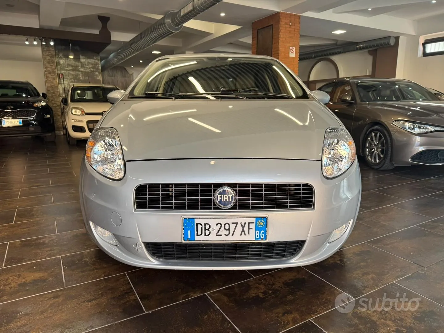 Fiat Grande Punto 2006 photo 2